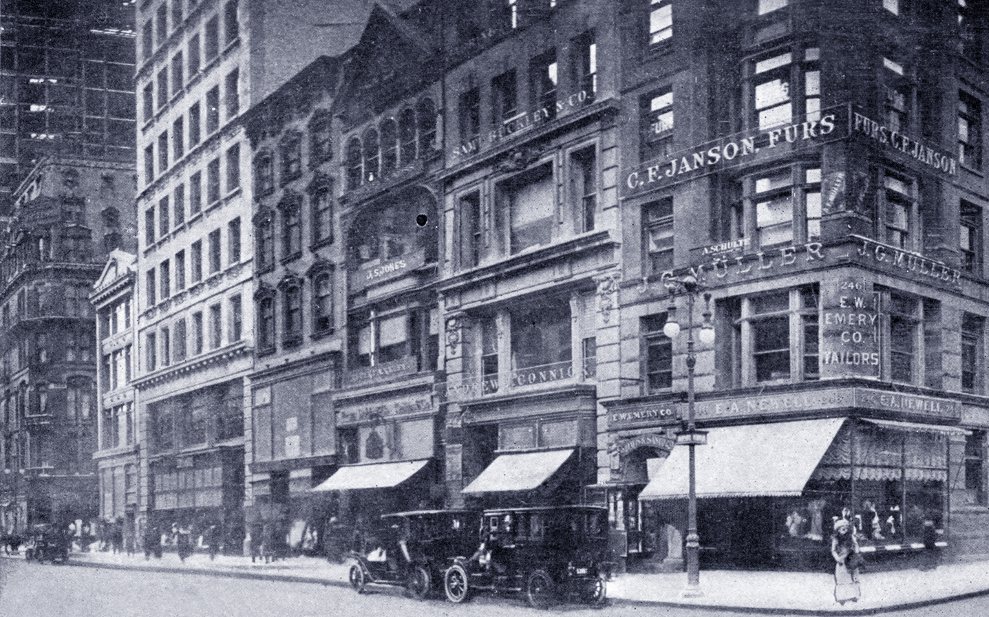 Fifth Avenue, West 28th Street - 1911