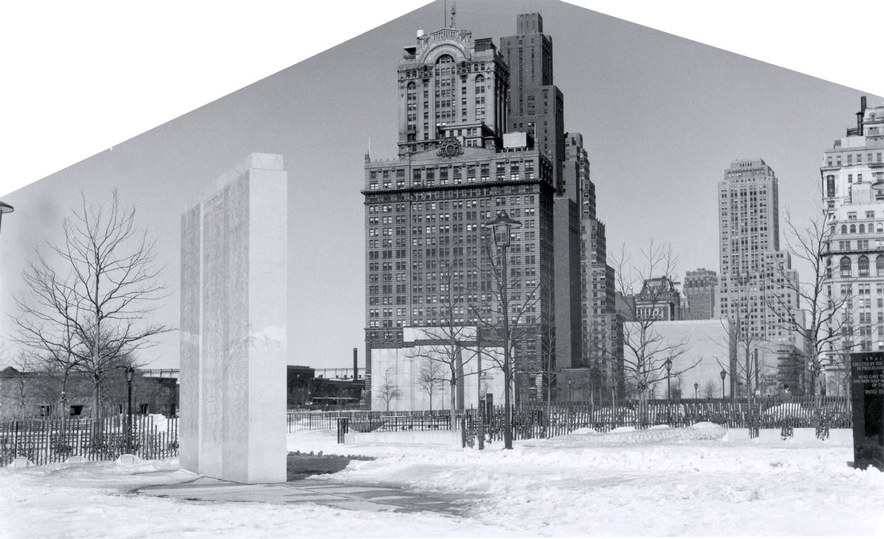 Battery Park Monument