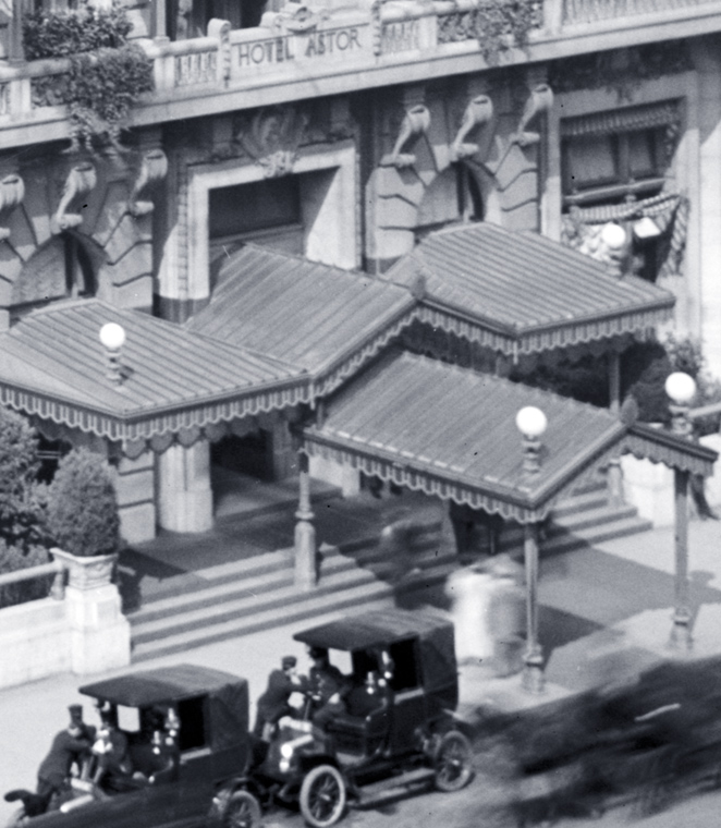 Hotel Astor entrance